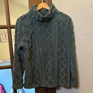 Eddie Bauer Pullover! Large